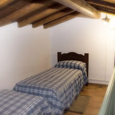 Le Del Merlo Turismo Rurale Farm stay Milo